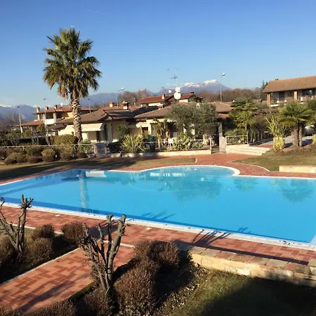 Giada Villa Moniga del Garda